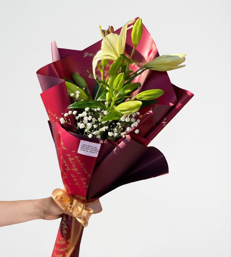 Слика на Букет бели лилјани (бургундски обвивка)
